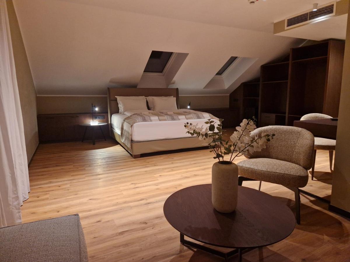 Hotel Wehra Wehr  Esterno foto